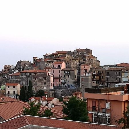 Ferienwohnung Casetta Nel Centro Storico Norma Exterior foto