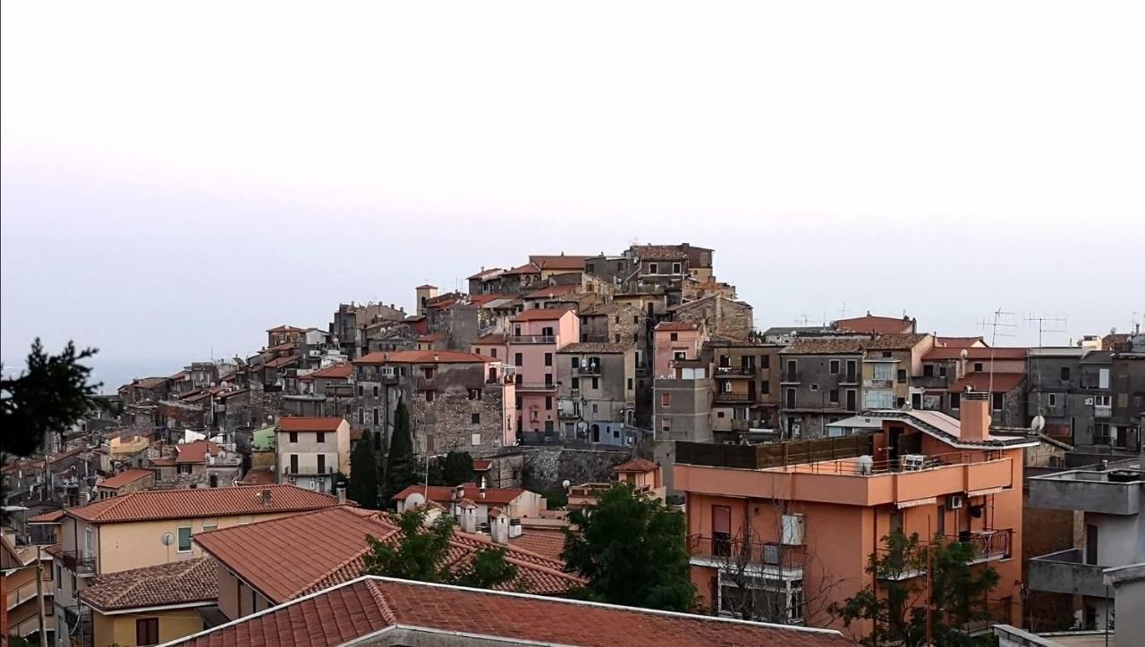 Ferienwohnung Casetta Nel Centro Storico Norma Exterior foto